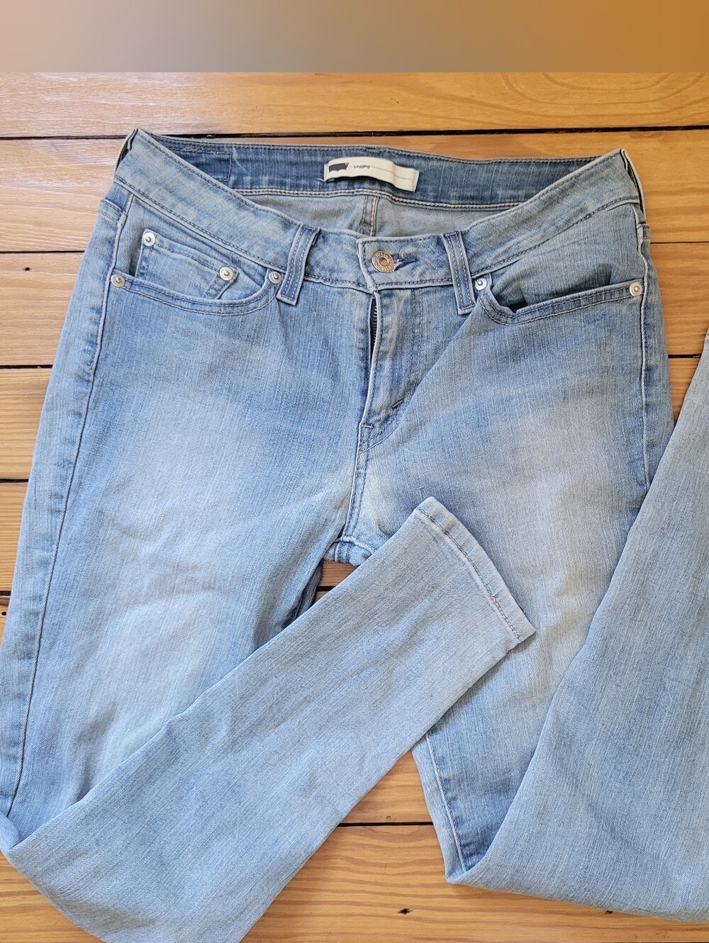 Levi's Women's low rise Skinny Jeans legging Light Wash 30x30